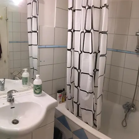 3 Spacieux Pres Des Plages A